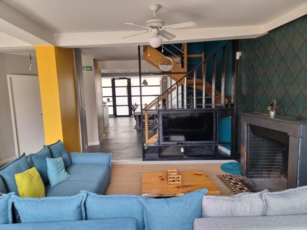 Piégut-Pluviers L'Atrium Bed & Breakfast エクステリア 写真