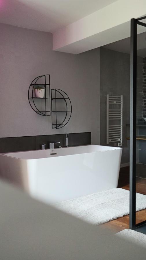 Piégut-Pluviers L'Atrium Bed & Breakfast エクステリア 写真